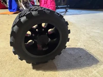 RC car build — photo 2